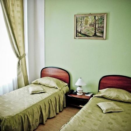 Hotel Arad Bilik gambar